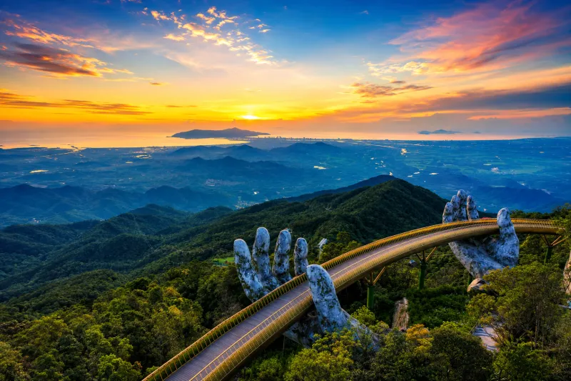 5D AMAZING DANANG WITH HUE  + BANA HILLS by MH