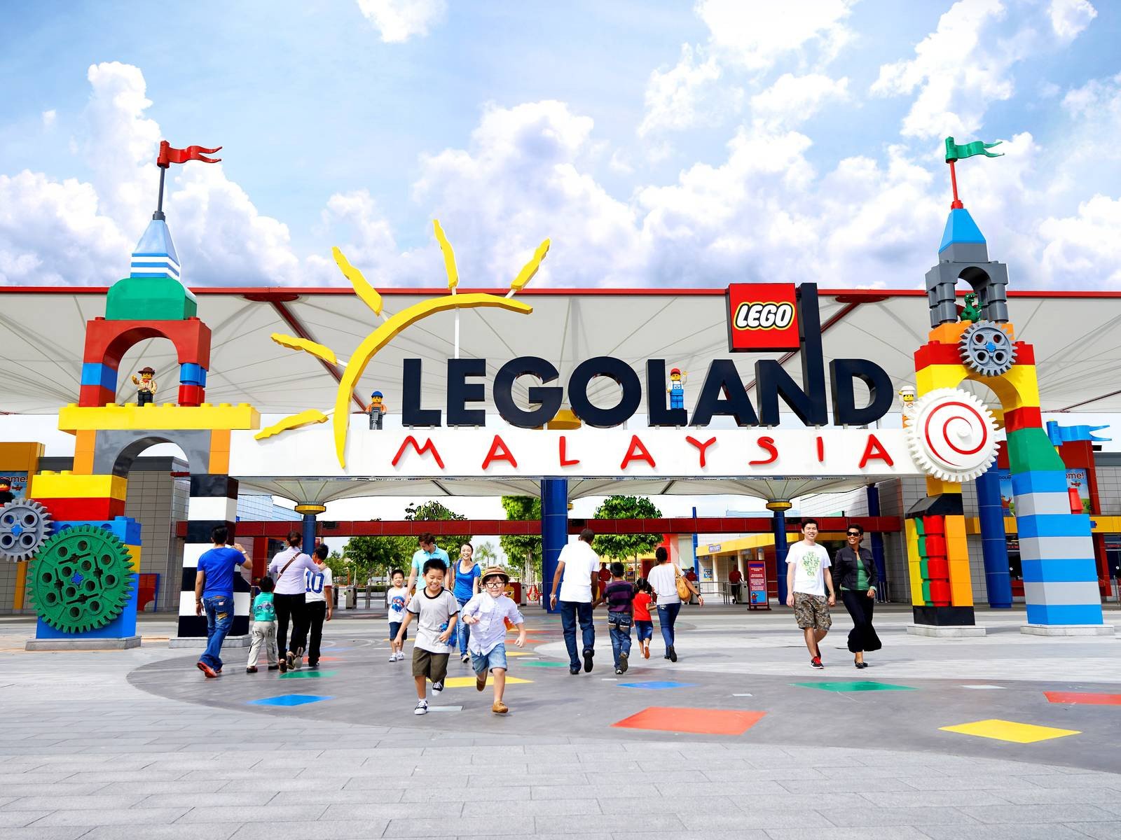 FUN TOUR 3NEGARA ASIA (SINGAPORE – THAILAND – MALAYSIA) + LEGOLAND* 7HARI