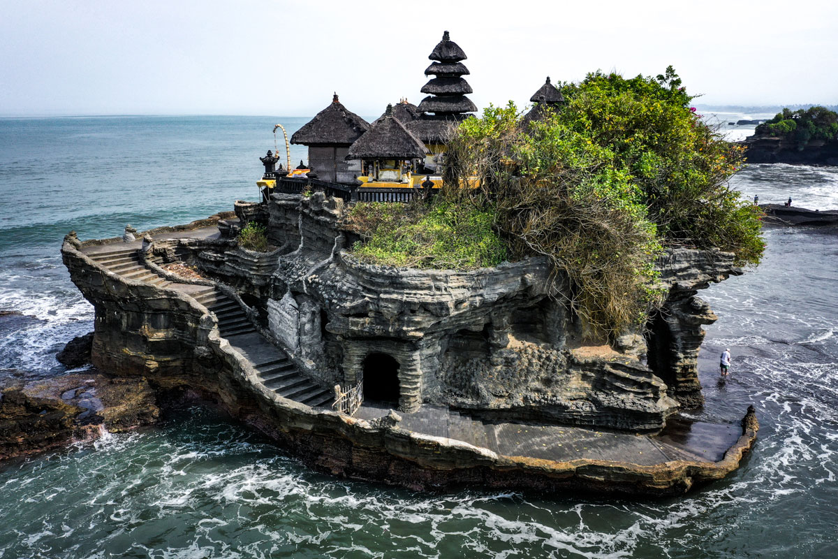 3D/2N Tanah Lot – Uluwatu Tour (Minimum 4 orang)