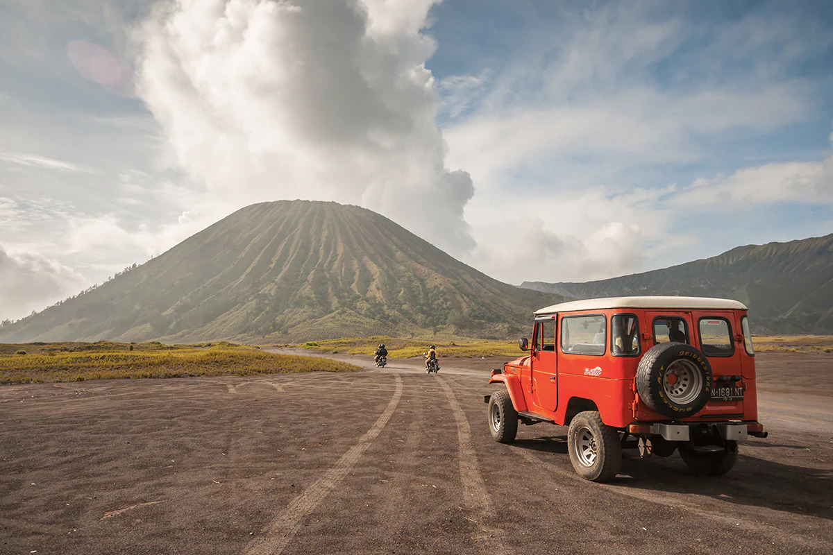 5D/4N Exotic Land Bromo – Ijen – Gili Labak Island