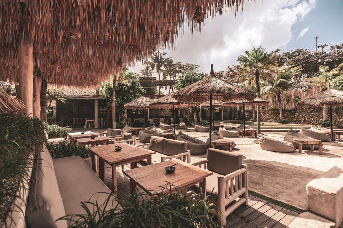 5 Beach Club di Seminyak Buat Kamu yang Mau Santai di Pantai!